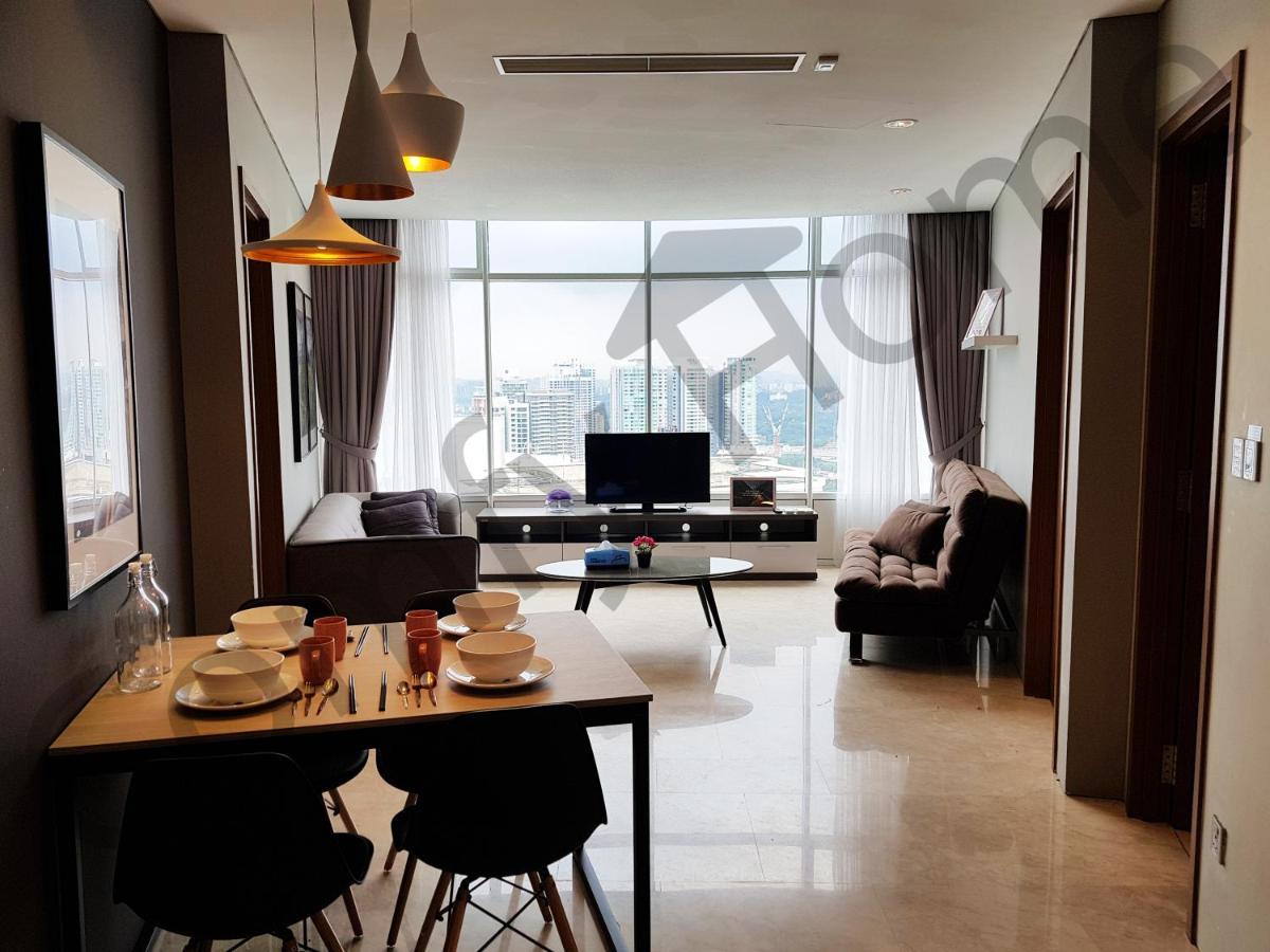 קואלה לומפור Klcc Service Suites By Home Sweet Home מראה חיצוני תמונה