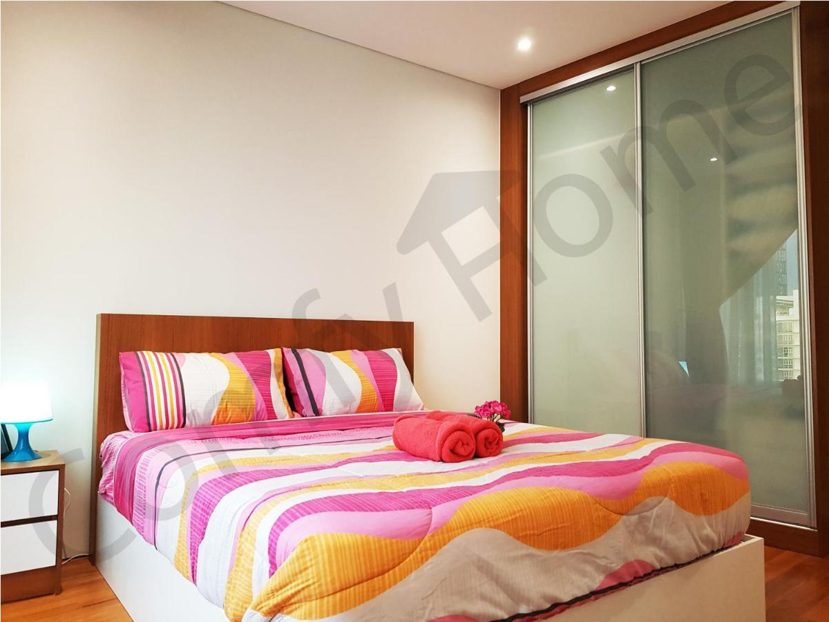 קואלה לומפור Klcc Service Suites By Home Sweet Home מראה חיצוני תמונה